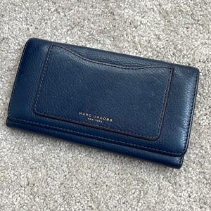 Marc Jacobs navy pebble leather wallet